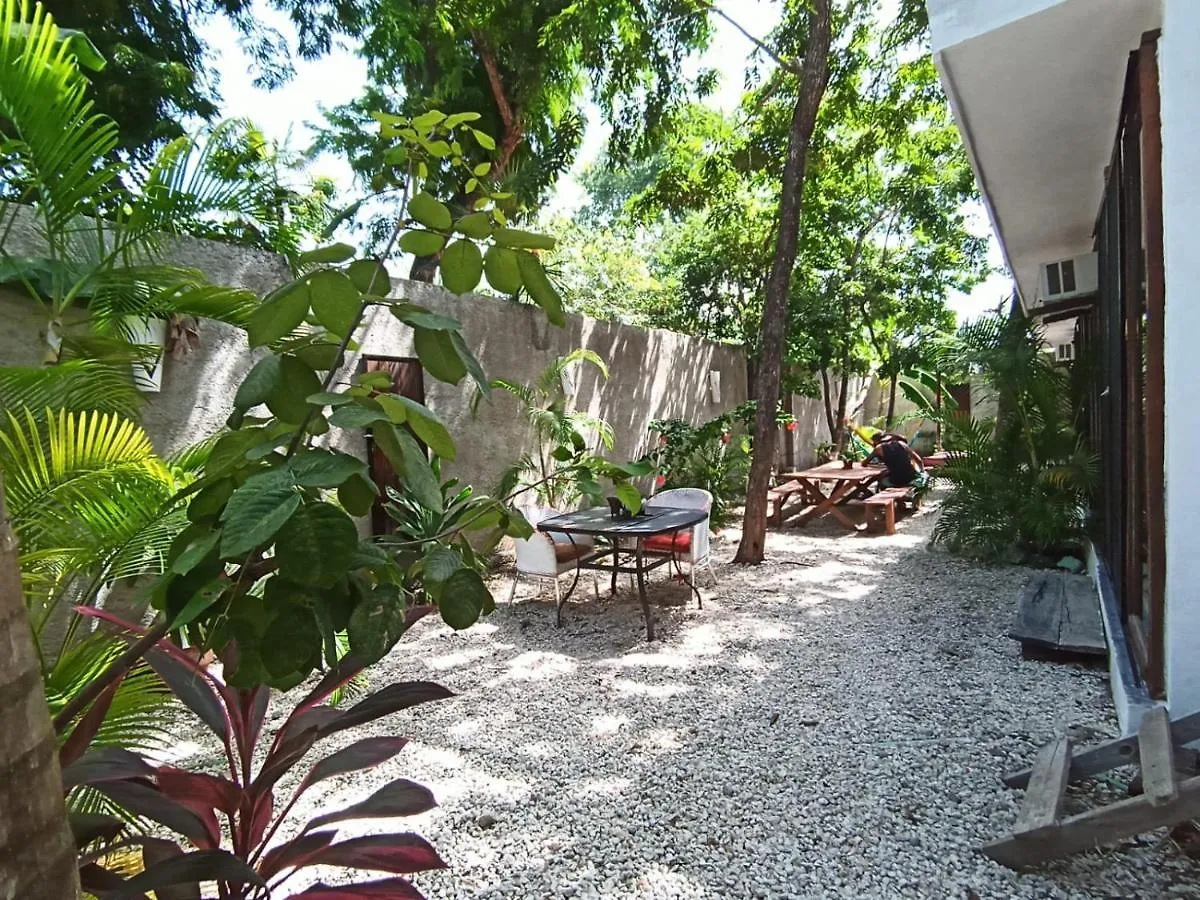 Gasthof Primitive Rooms Tulum Selfcheck-In Adults Only